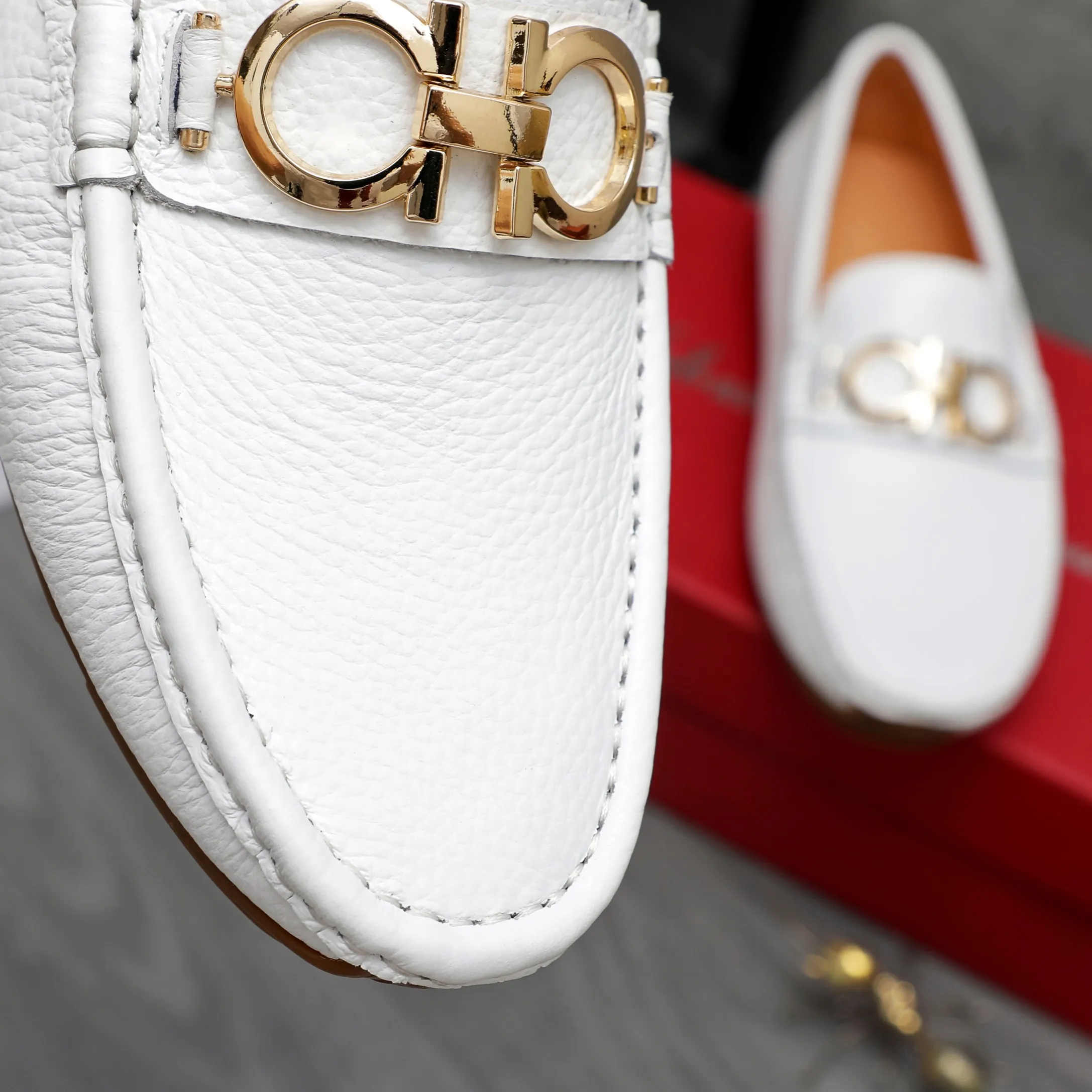 Men's shoes 💰380 Product trademark: Ferragamo "Ferragamo" casual slip-on shoes Regular size: 38-45 (45. Customized, non-returnable) Product materials: Selected pebbled cowhide upper, pigskin lining, rubber outsole
